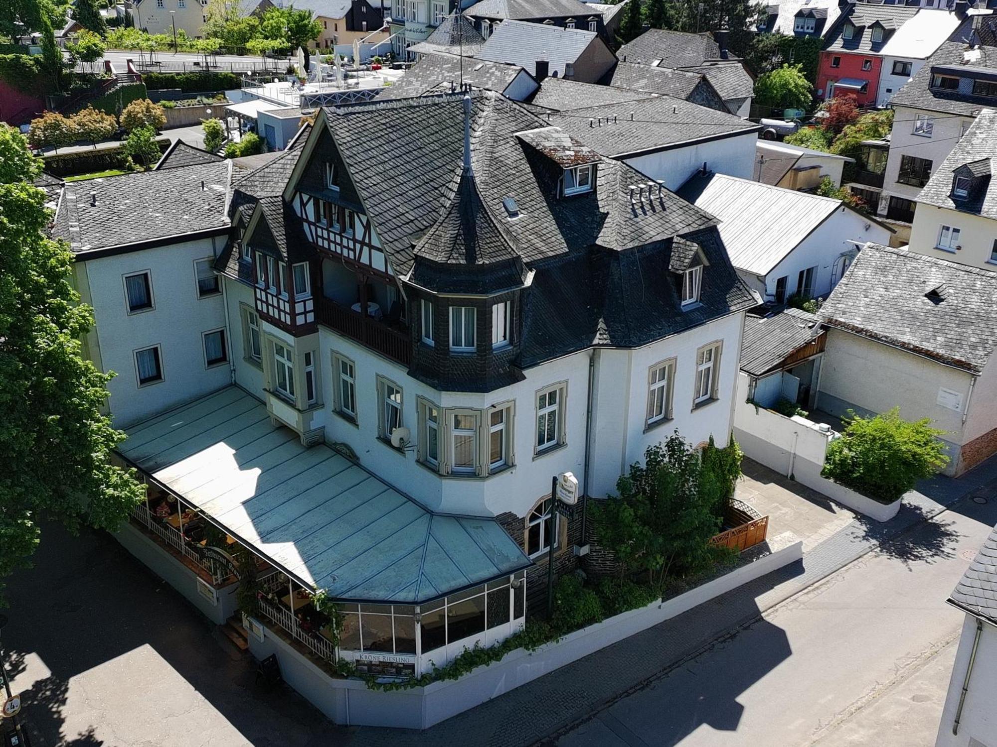 Hotel Krone Riesling Trittenheim Exterior foto